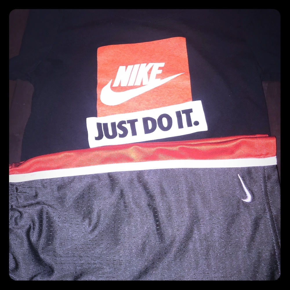 Boys t-shirt and shorts Nike outfit size 7